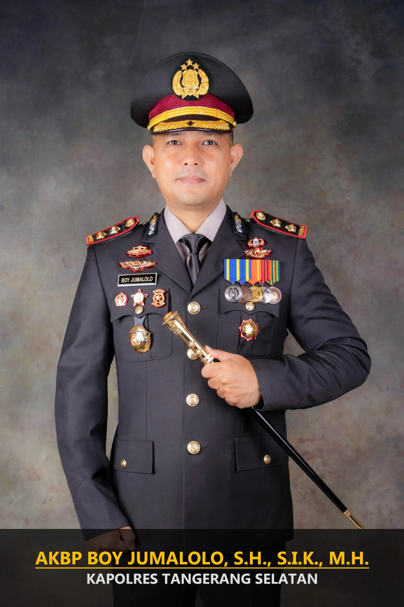 kapolres boy jumalolo