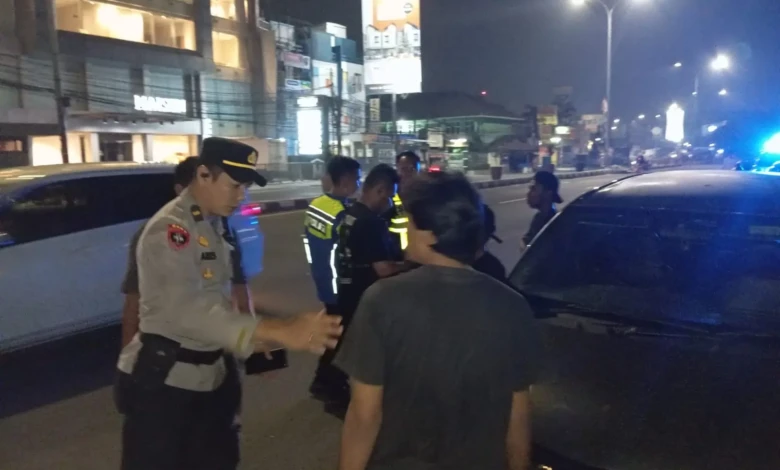 b3997db9-65a5-430c-bbf1-52b26e4f4a25