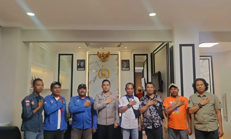 5cfea5b3-4445-4261-a6c4-2a2ec5bd1807