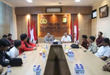 c19064b7-f7f6-41ea-abde-9d4b7958999c