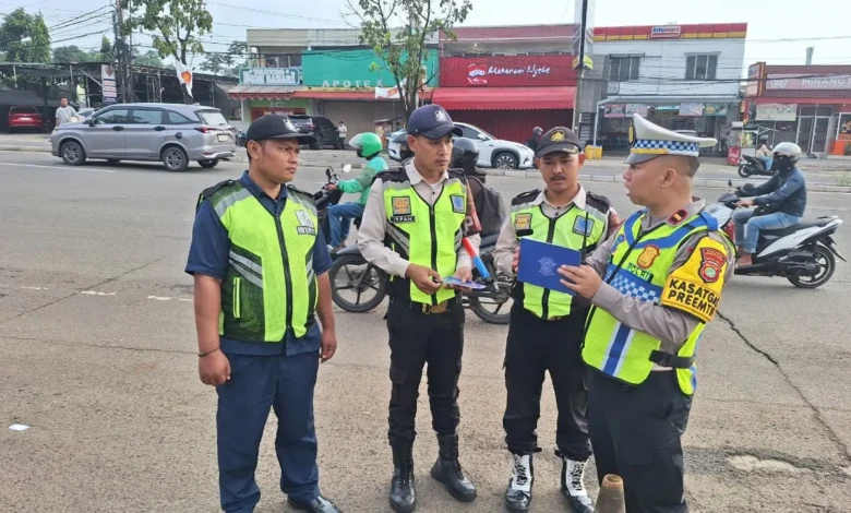 07c60f73-876f-4a75-9c39-12d4c2d3287b