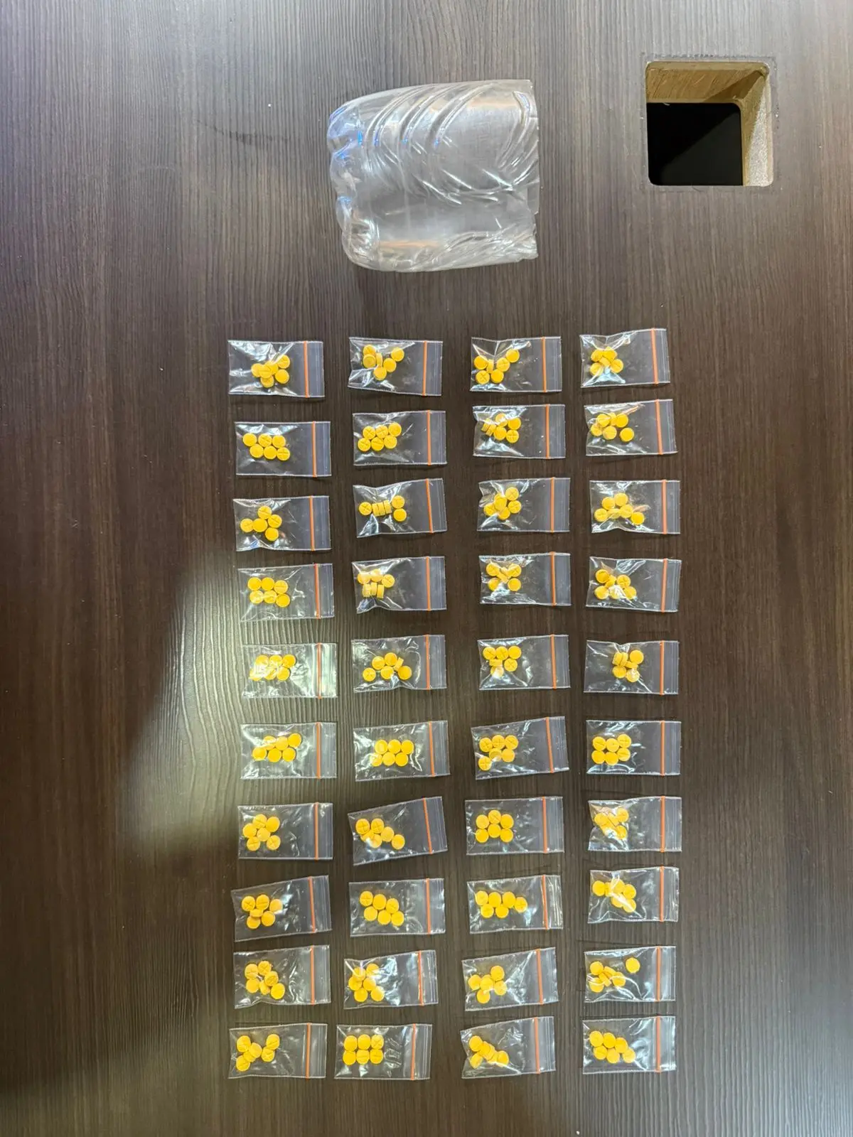 195f5583-aa37-4ca9-ba8c-093009a1dedc