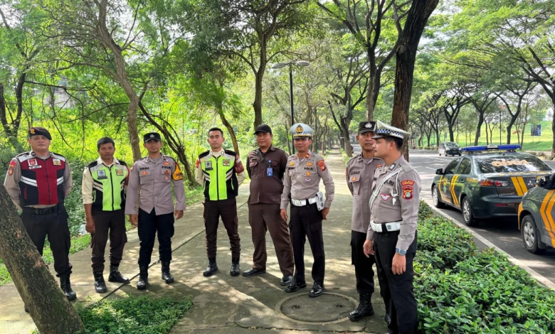 261e2c00-f543-42ce-9c2d-84e6ad2e9894