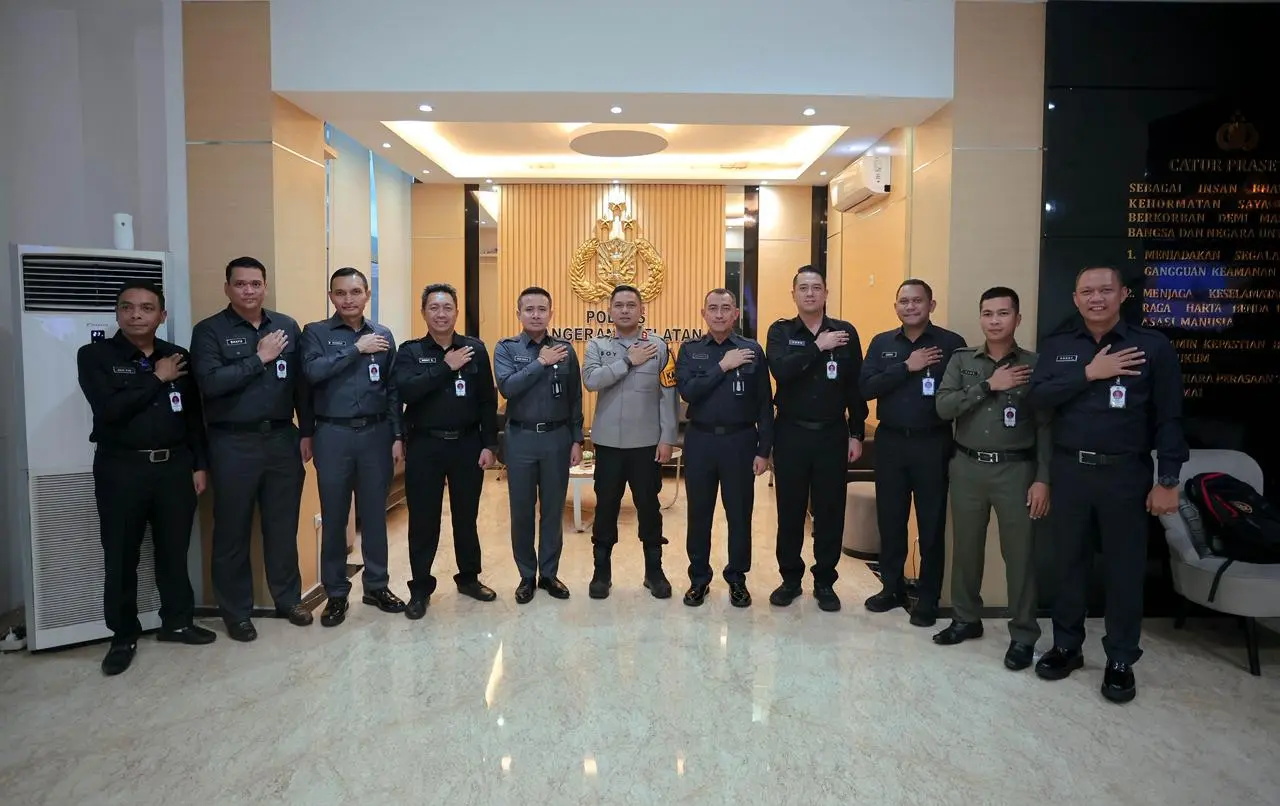 cbcc8e5a-efe6-4292-bb45-6c0f19c4dd70