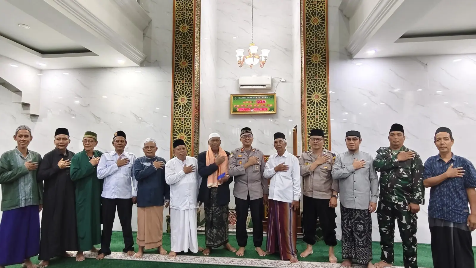 31464799-6402-48c3-afdd-c3e3a0b051a6