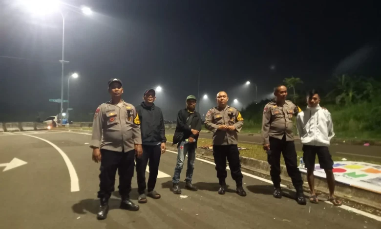 7d72e629-c5df-4570-888a-6c81048b369a