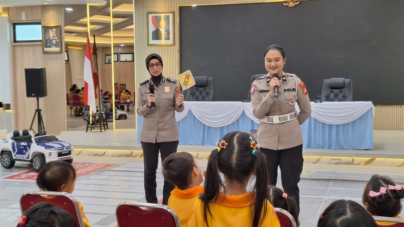 403a9105-938d-422b-89df-c1c363c4a0f0